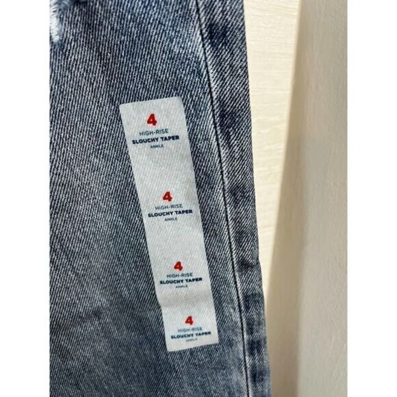 High-Waisted Slouchy Tapered Ripped Jeans Old Navy Size 4‎ - Picture 4 of 6